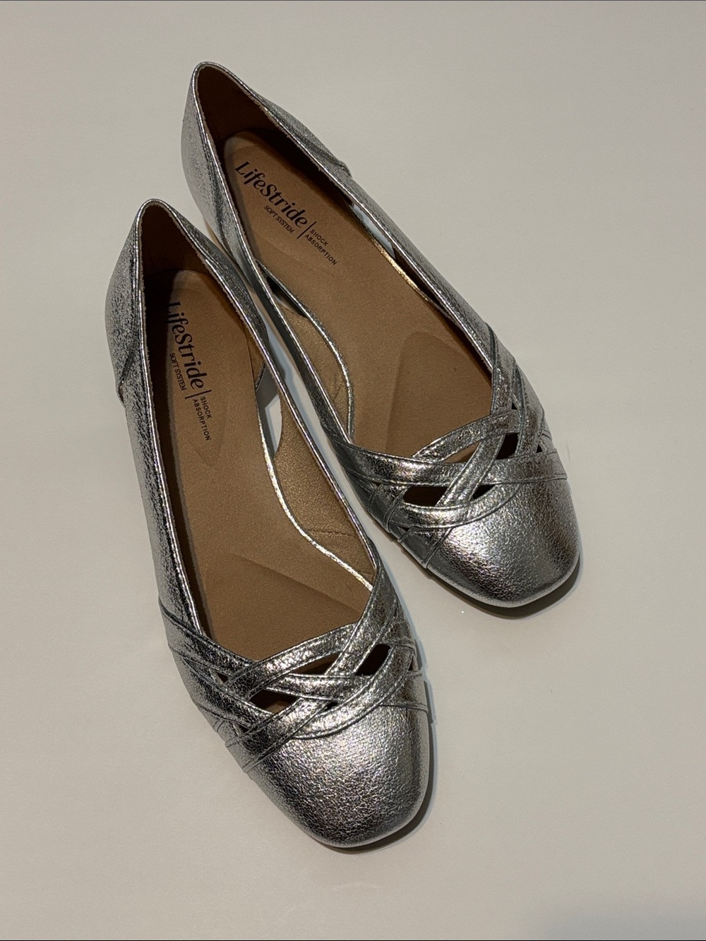 Life Stride Metallic Silver Braided Slip-On Flats size 9.5w like-new